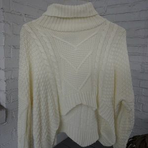 White Crop Turtle Neck Sweater🤍